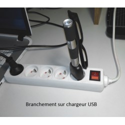 Recharge du pointeur laser sur lunette sur chargeur USB