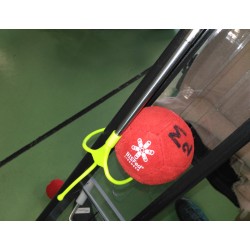 Matériel de Boccia pour la retenue de la balle par le côté de la rampe