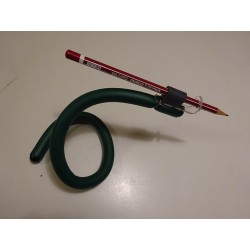ce flexible permet de changer de crayon, même avec des difficultés de préhension