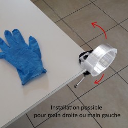 L'enfile gant est symétrique, on peut donc l'utiliser main droit ou gauche.