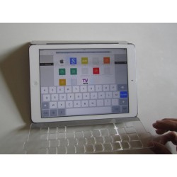 Guide-doigt rétractable pour clavier de tablette tactile ou ipad